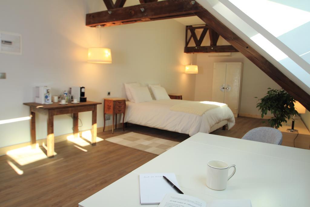 Hôtel&Restaurant Le Miel des Muses Brive-la-Gaillarde Quarto foto