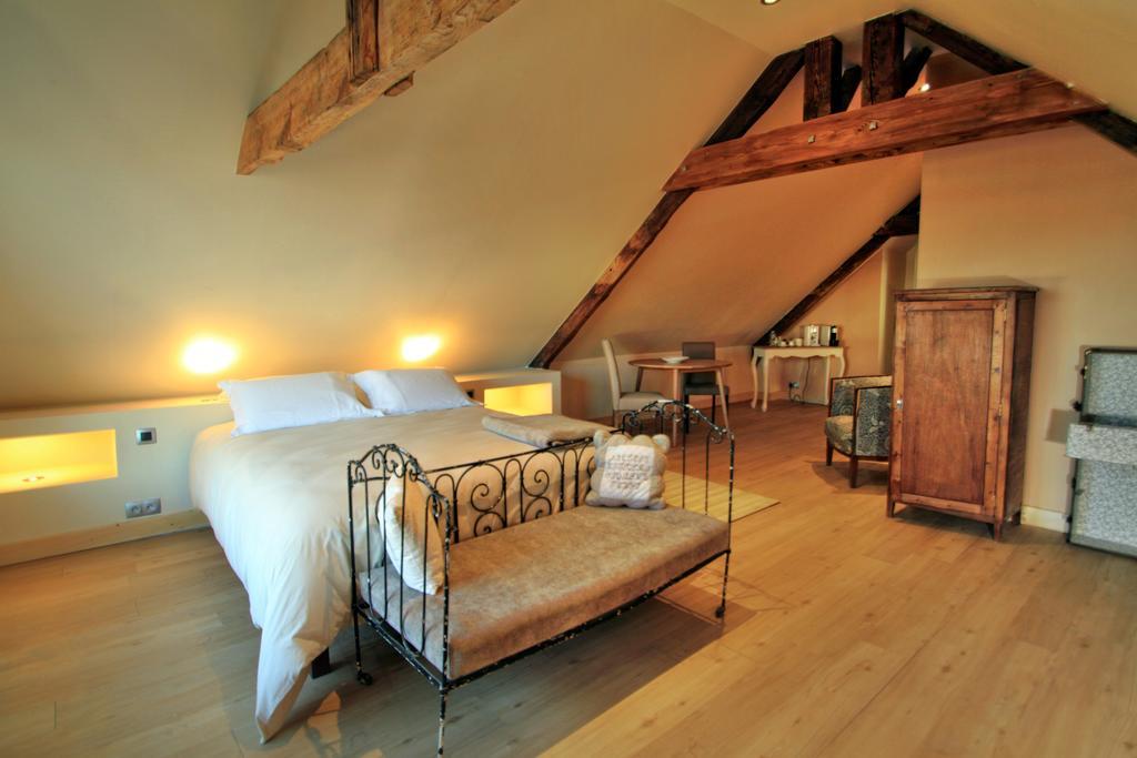 Hôtel&Restaurant Le Miel des Muses Brive-la-Gaillarde Quarto foto